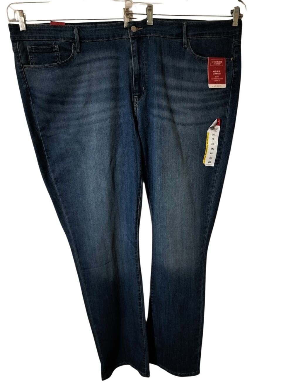 5936)Signature Levi's Women Plus Mid Rise Straight Slim Through Hip Jeans 28L
